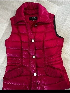 Escada  Quilted Puffer Vest